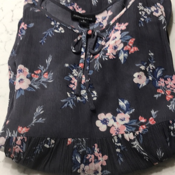 Spring tunic - Picture 6 of 7